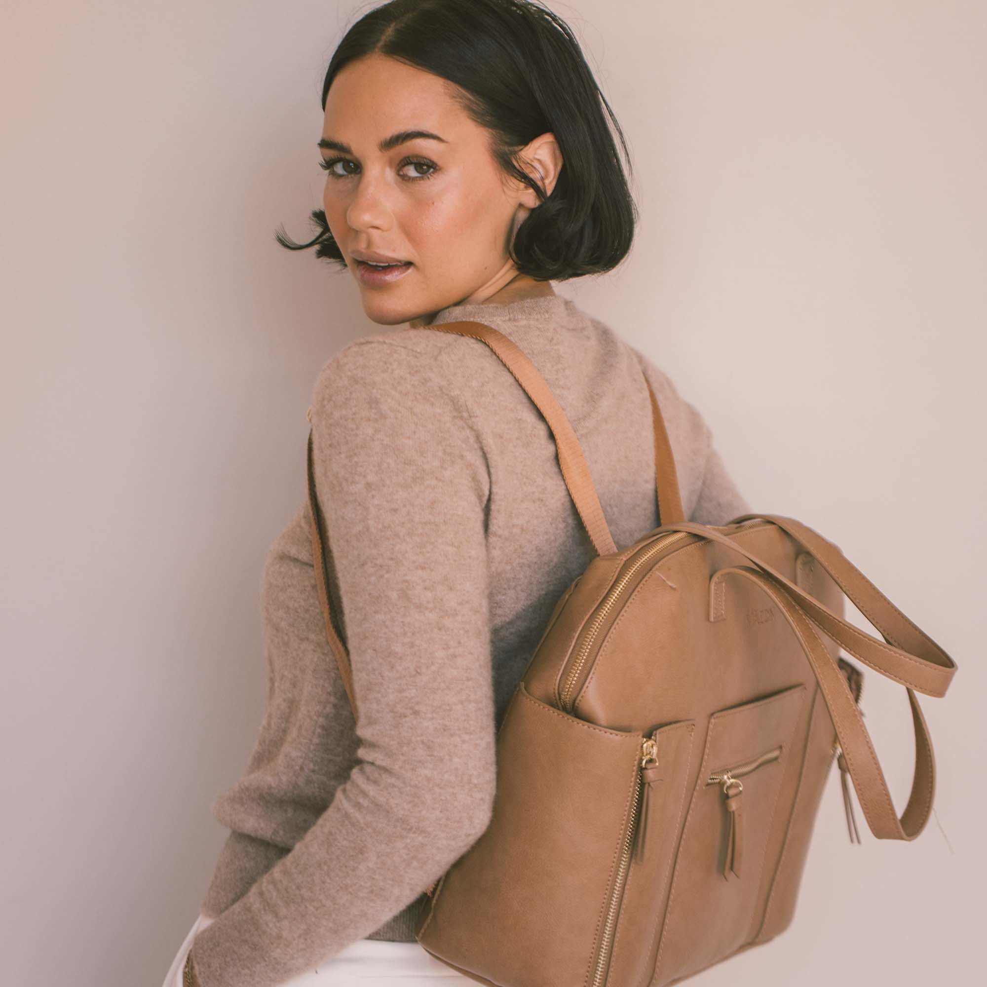 Camel Carryall Convertible Tote - Māedn